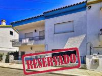 Villa with Garden and Garage - Castelo Branco - ID: 21-11834